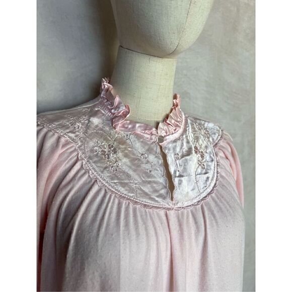 Vintage 1970s Nightgown Pink - Picture 2 of 8